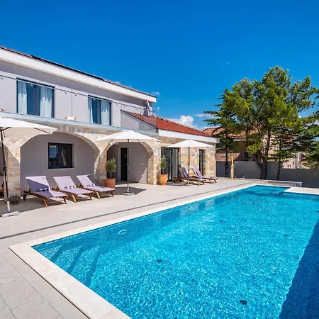 Awesome In With Sauna