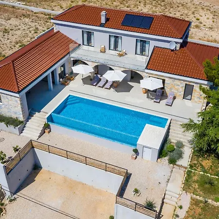 Holiday home Awesome In With Sauna *